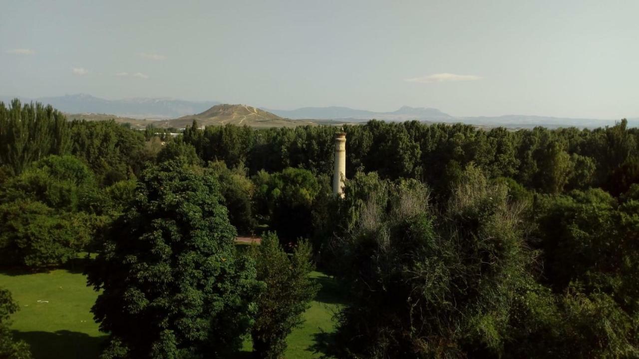 Centro Historico - Muralla Revellin Logroño Esterno foto